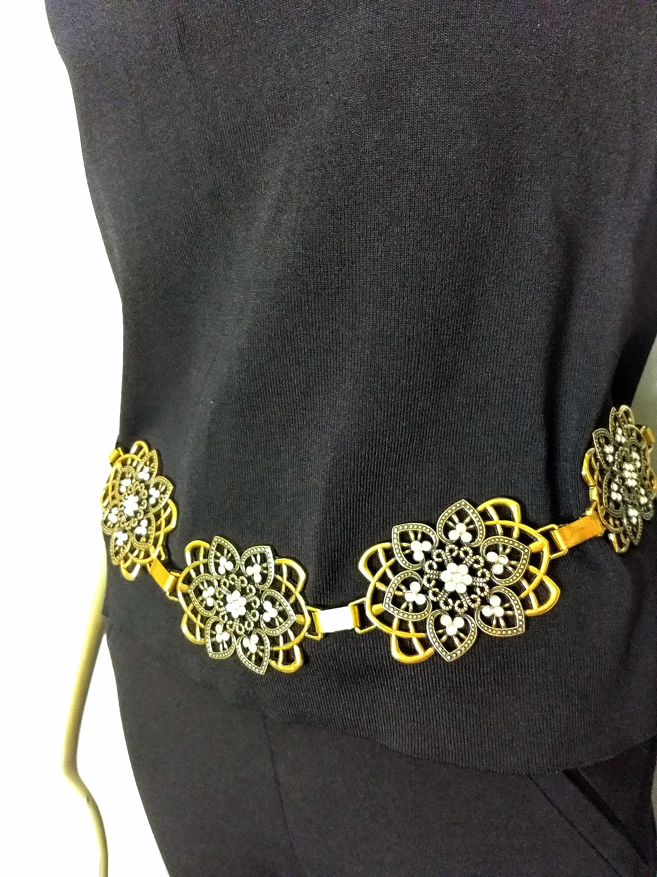 RARE Find/vintage 80s Cabochon Belt Antique Gold Adjustable 