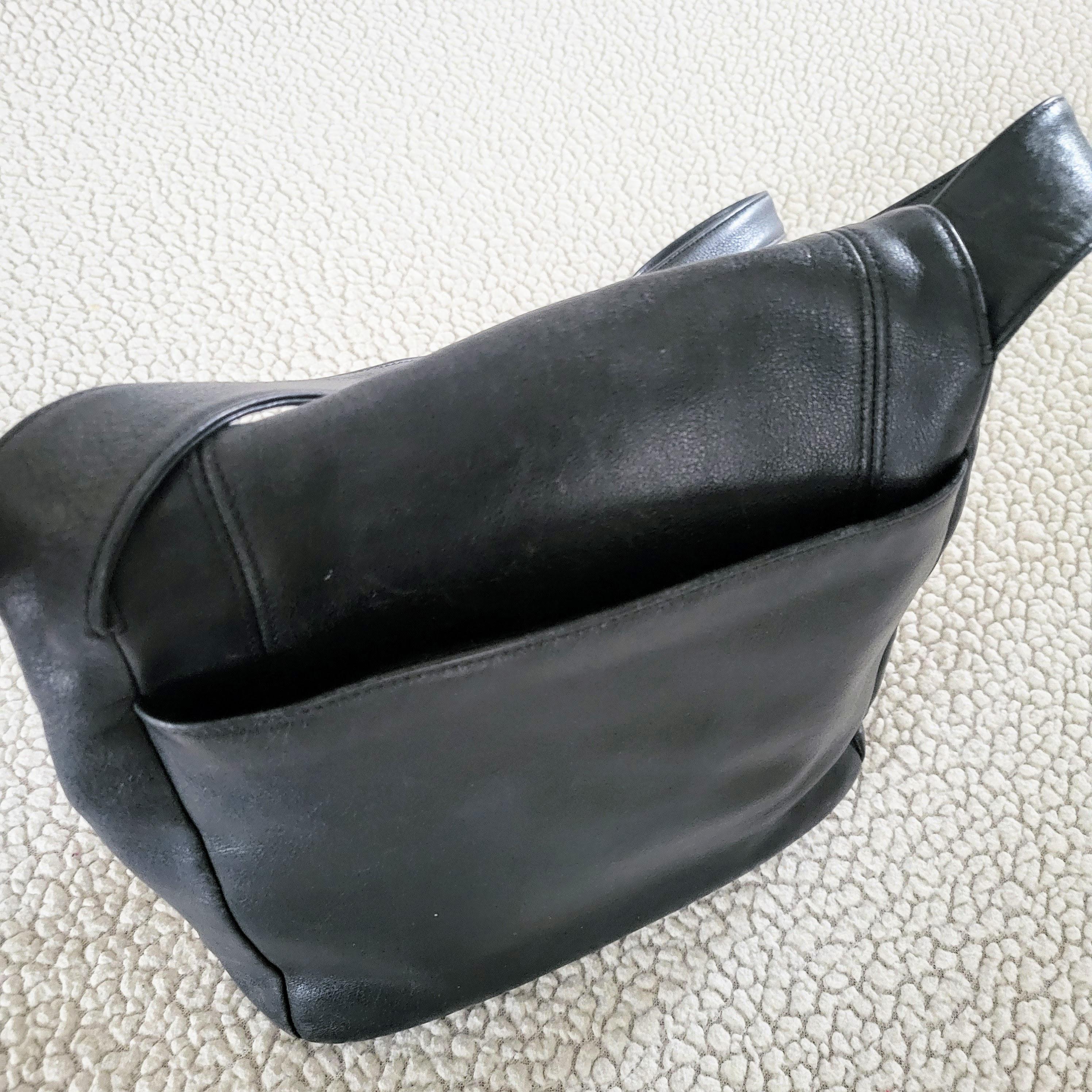 Vintage Coach F8E-4183 ITALY Black Smooth Leather Lexington Flap