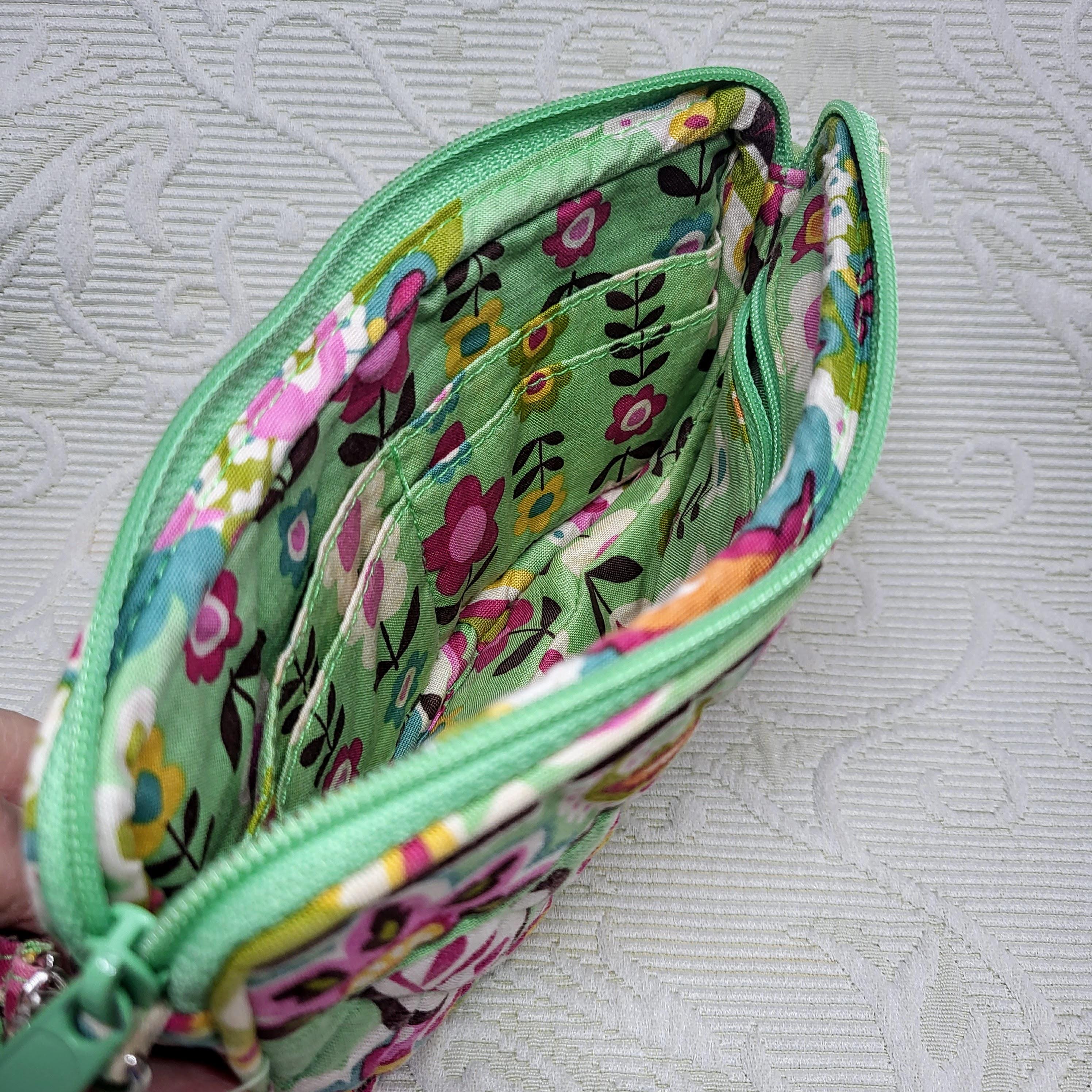 VERA BRADLEY Tutti Frutti Wristlet Green Pink Floral Pattern