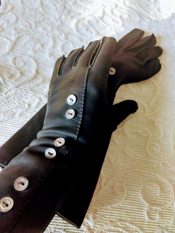 Black Cotton Hand Sewn Women Gloves/Vintage Mid A… - image 5