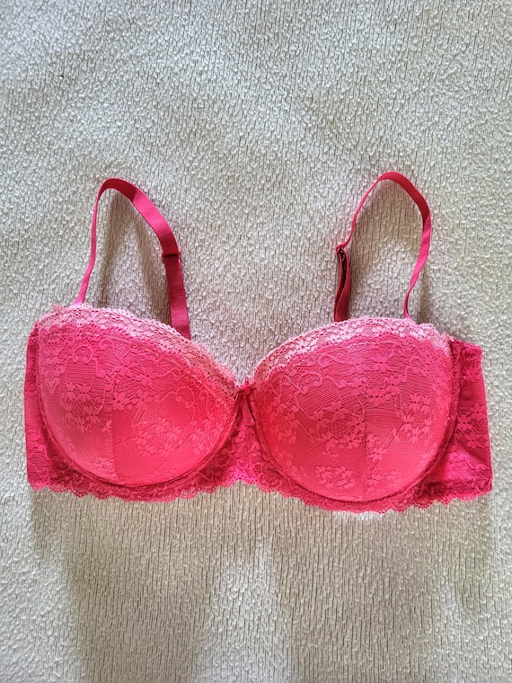 Size 42D Underwire Padded Molded Cup Hot Pink Lace Bra/designer