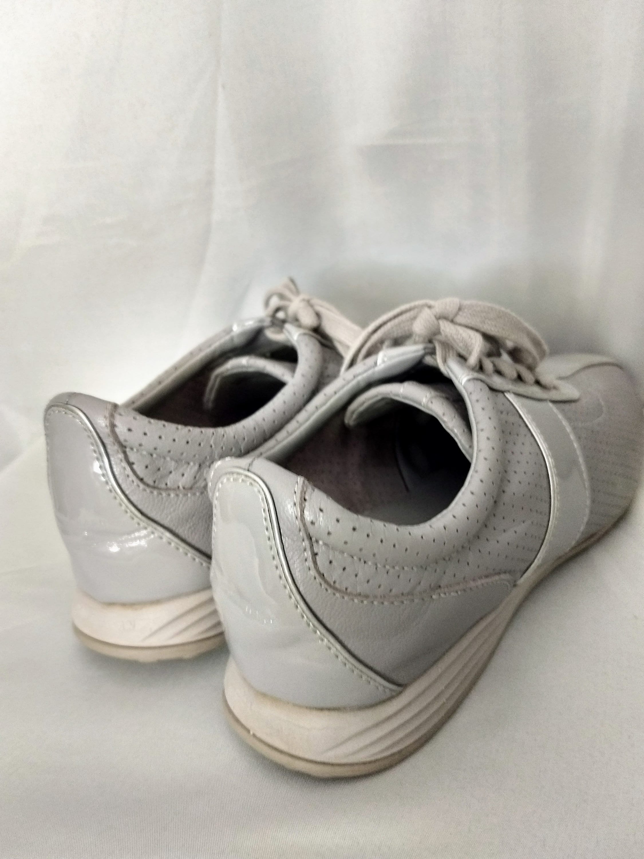 COLE HAAN Silver Grey Leather Sneakers/designer Perforated 