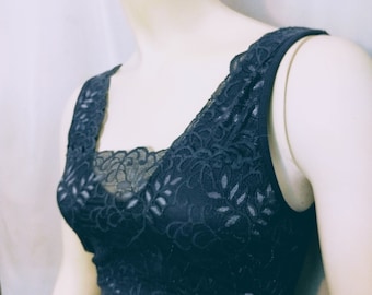 LAURA ASHLEY Navy Blue Lace Bralette Top/stretch Yoga Halter/lacy Crop  Top/wire Free Wide Strap Sport Bralette/size 1X Bralette Top,no.909 