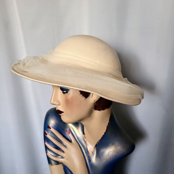 Wide Brim Winter White Formal Hat/Vintage IMPORTI… - image 6