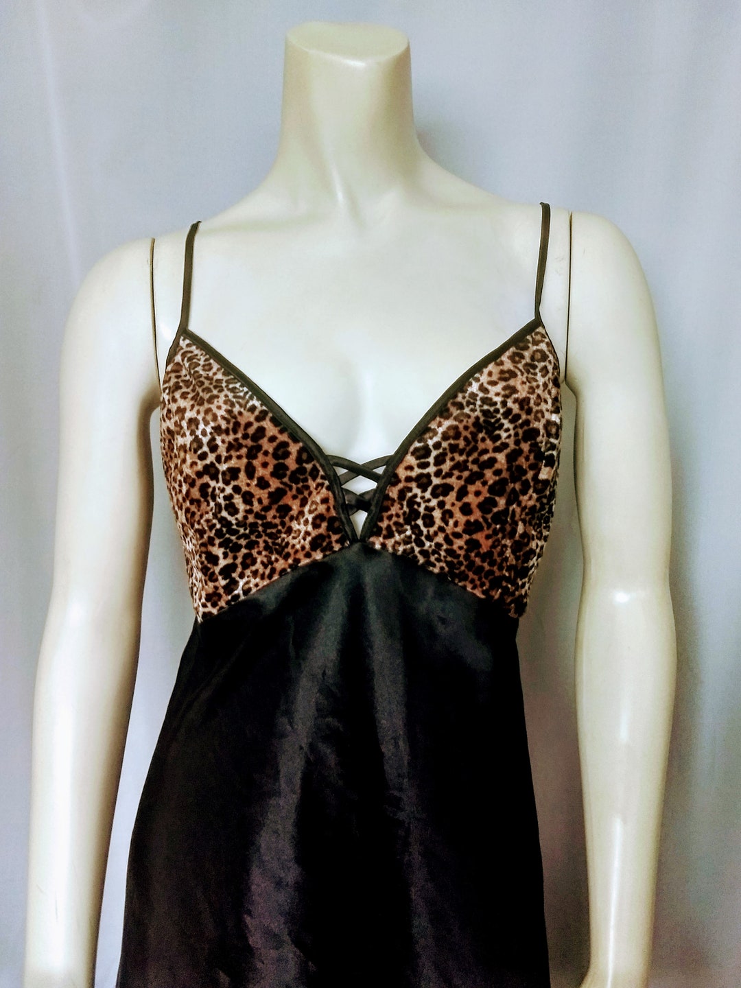 John examinant lewis childrens nighties