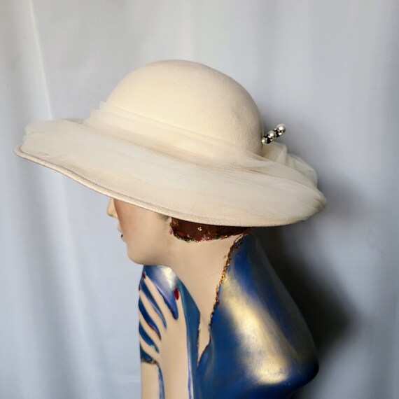 Wide Brim Winter White Formal Hat/Vintage IMPORTI… - image 5
