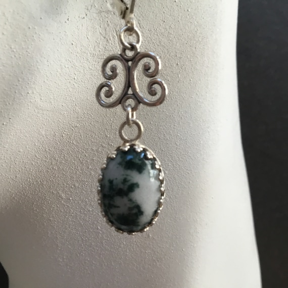 Green tree agate dangle earrings. Green and white stone drop earrings. Filigree tree agate jewelry. Christmas earrings