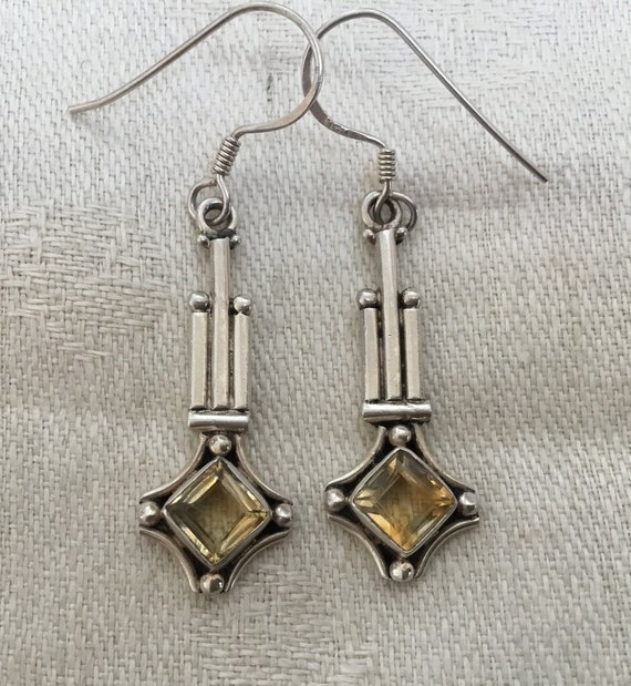 Yellow citrine stone dangle earrings/yellow citrine and sterling jewelry/womans drop earrings/yellow cut stone/ 925 vintage sterling