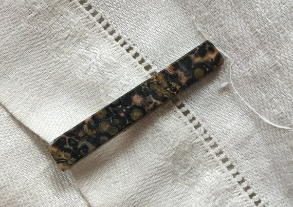 Leopard skin tie clip/Animal pattern tie bar/Suit accessories/Stone tie bars/Office atire.