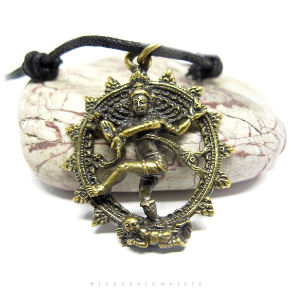 Seigneur Shiva collier danse Shiva pendentif Nataraja danseuse cosmique Pose déesse hindoue pendentif en laiton bijoux bouddhistes