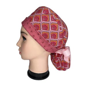 Scrubmuts met paardenstaart Shangri La, OK-mutsen, scrubmutsen voor dames, ORHatsByBonita, scrubmuts met paardenstaart, scrubmuts