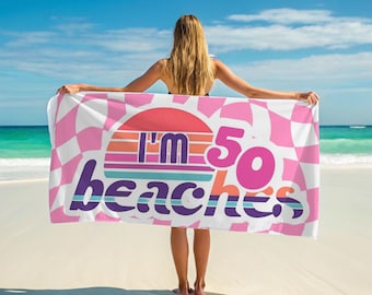 50th Birthday Beach Towel: Retro I'm 50 Beaches Gift for Women
