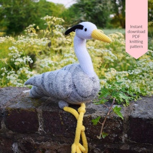 Sonia the heron knitting pattern PDF instant download (knitted amigurumi toy / bird / wildlife / animal / softie)