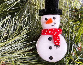 Adornos navideños de muñeco de nieve de vidrio fusionado, adornos para árboles de Navidad con la frase Send a Hug, divertidos y extravagantes