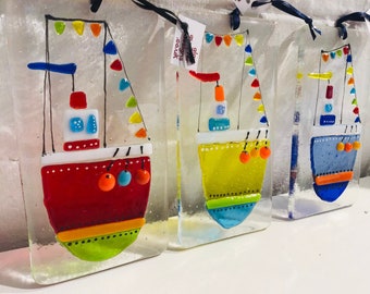 Fused Glass Ship, Wall hanger, Suncatcher. In 3 bright colour variations. Colourful, gift, boat hanger, unique handmade gift.