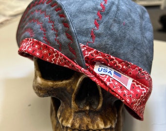 The Rambler - Costuras decorativas ROJAS sobre carbón mezclado con bandas de pañuelo rojas - algodón suave y duradero prelavado