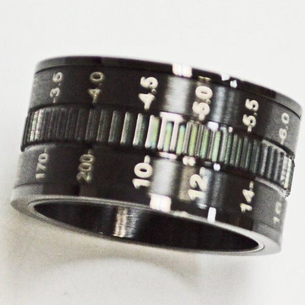 Bague noire à triple objectif de caméra en acier inoxydable 12 mm pour homme, cadeau d'anniversaire de petit ami, cadeau de vacances unique GRAVURE GRATUITE