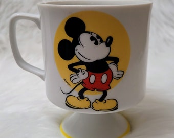 Vintage 70s Mickey Mouse Ceramic Mug on Pedestal Base © Walt Disney Productions