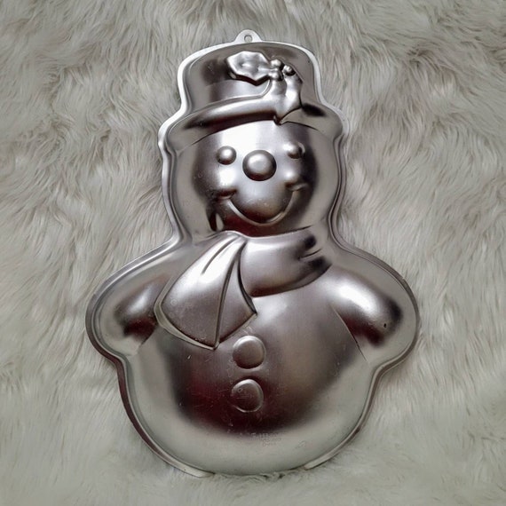Vintage 80s Wilton Christmas Holiday Cake Pan of Frosty the Snowman 