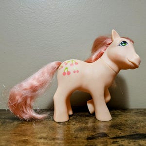 Vintage G1 MLP My Little Pony Cherries Jubilee - Hasbro 1984