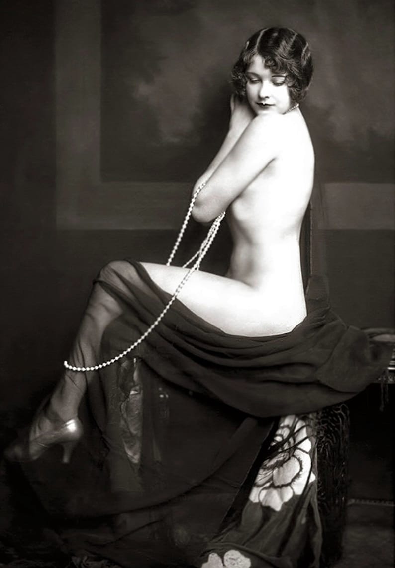 Vintage Girls Nude