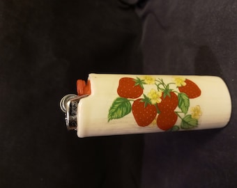 strawberry  wood lighter case