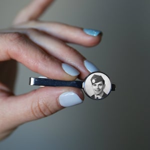 Custom Photo Tie Clip, Personalized Memorial Gift, Custom Picture Tie Tack, Gift For Groom From Bride, Personalized Wedding Gift For Him Bild 7