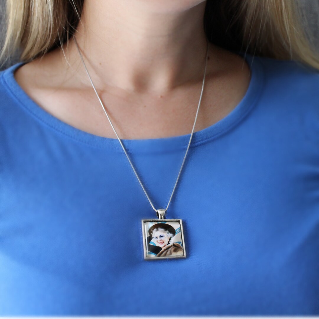 Custom Photo Pendant Memorial Necklace Personalized Jewelry Etsy