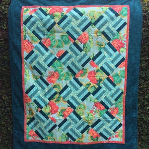 Lovely Lattice Quilt Pattern - PDF instant download
