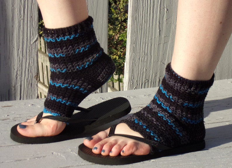 Flip Flop Socks Yoga Socks,Gift For Her Pedicure Socks Black Blue Flip Flop Socks Toe-less Socks