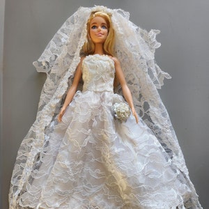 Bridal Dress for Barbie/11 Inch Fashion Doll Complete with Veil and Bouquet