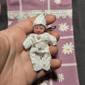 Versandfertig # - Miniatur-Silikon-Baby-Mädchen wiedergeboren Mini-Puppe Mini 6,5 cm