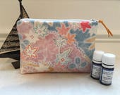 Sale Cute Essential Oil Bottle Carrying zipper Pouch Vintage Japanese Kimono Fabric, Floral wagara pattern, Handmade