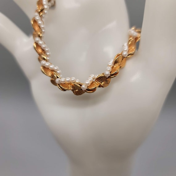 Vintage Monet Faux Pearl and Gold Metal Bracelet - image 3
