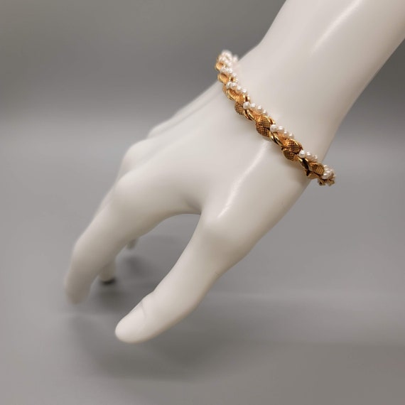 Vintage Monet Faux Pearl and Gold Metal Bracelet - image 5