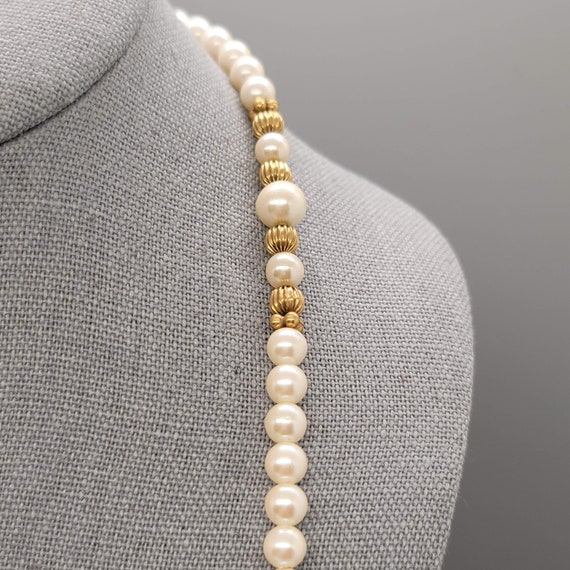 Vintage Faux Pearl and Gold Bead Single Strand Ne… - image 3