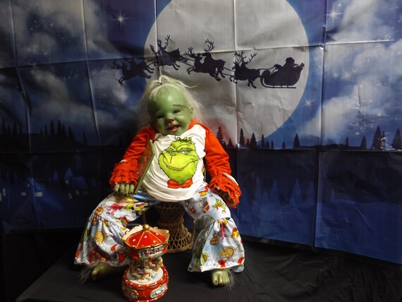 pics Grinch When He Was A Baby baby reborn christmas grinch reborn dolls grinch dolls christmas reborn dolls lifelike dolls realistic babies realistic grinch baby