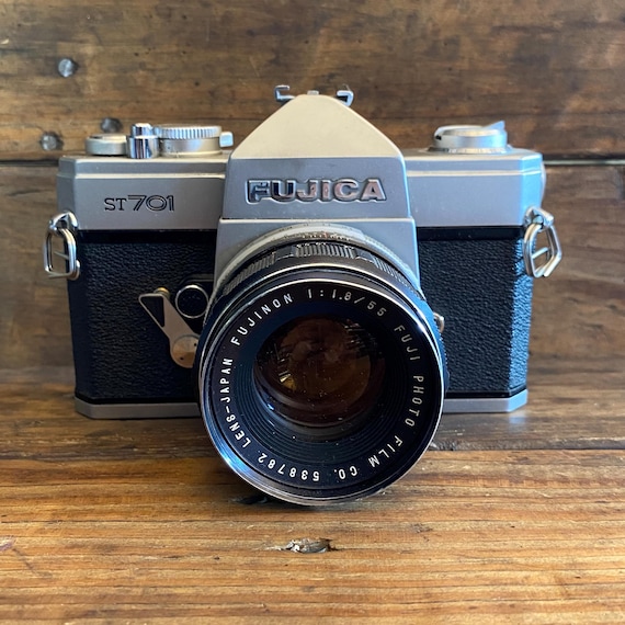 Fujica ST701 SLR 35mm Film Camera W/ Fujinon 55mm F1.8 Lens - Etsy