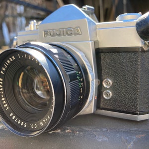 Fujica ST701 with Fujinon 55mm f/1.8 M42 Mount Lens image 4