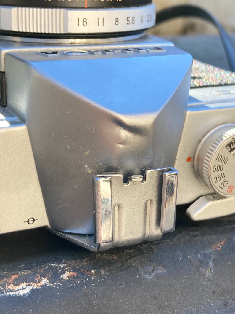 Fujica ST701 with Fujinon 55mm f/1.8 M42 Mount Lens image 7