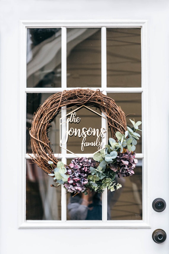 Last Name Sign - Family Wood Sign - Door Hanger - Fall Door Decor - Family Wood Sign - Christmas Decor