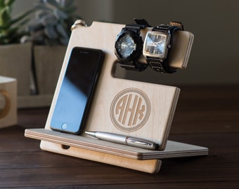 Personalized Docking Station, Gift for Dad, Nightstand Valet, Wooden Phone Stand, iPhone, Charging station, Dock Husband, Father