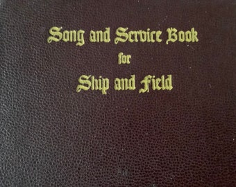 1942/ US Government Printed/ Index of 1st Lines/ 192 pg Pocket size Hardcover/ Ivan L Bennett/ Song and Service Book for Ship and Field