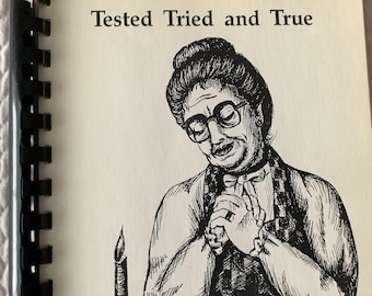 1988/SOUTHEAST ALASKA/Halibut-Bierocks-Moose Ears/Tested Tried and True/Christian Women’s Ministry of Southeast Alaska/187 pg Plastic Comb