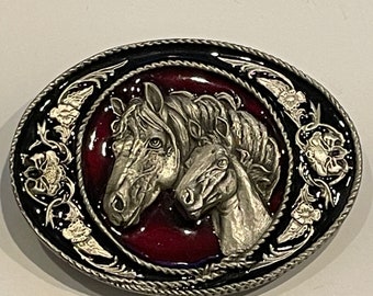 Vtg 1983 Signed London Pewter Unicorn Belt Gold 80s Whimsigoth Indie Western 30 Vintage unicorn belt buckle - Gem main image 2