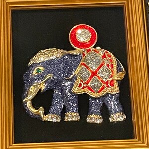 Éléphant émaillé bijou avec strass Shadow Box Décor mural encadré VINTAGE UNIQUE RARE image 10