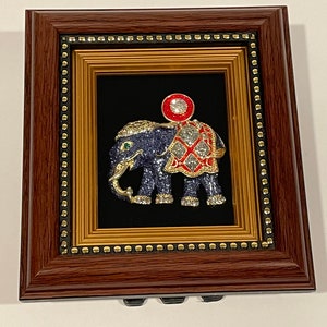 Éléphant émaillé bijou avec strass Shadow Box Décor mural encadré VINTAGE UNIQUE RARE image 1