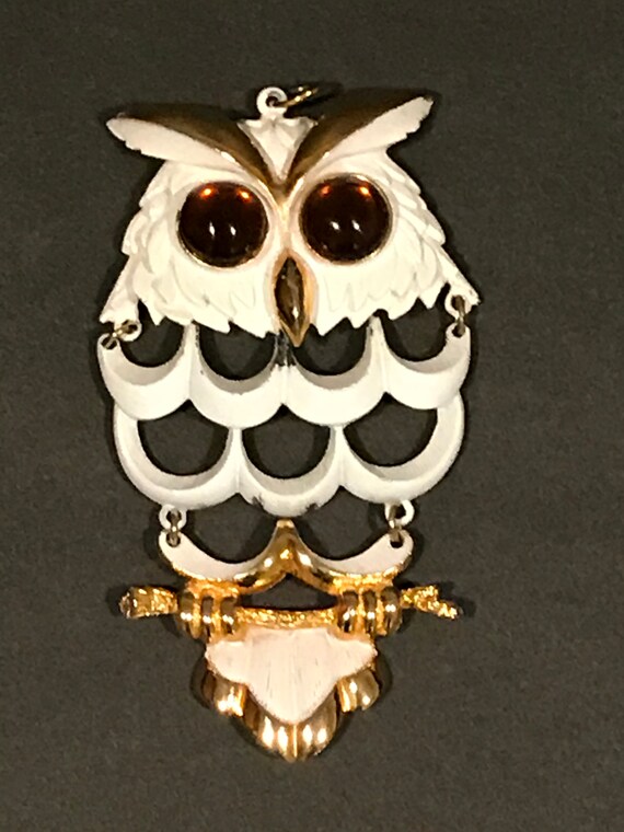 Owl on a Branch White/Gold Metal Owl Bird Pendant… - image 2