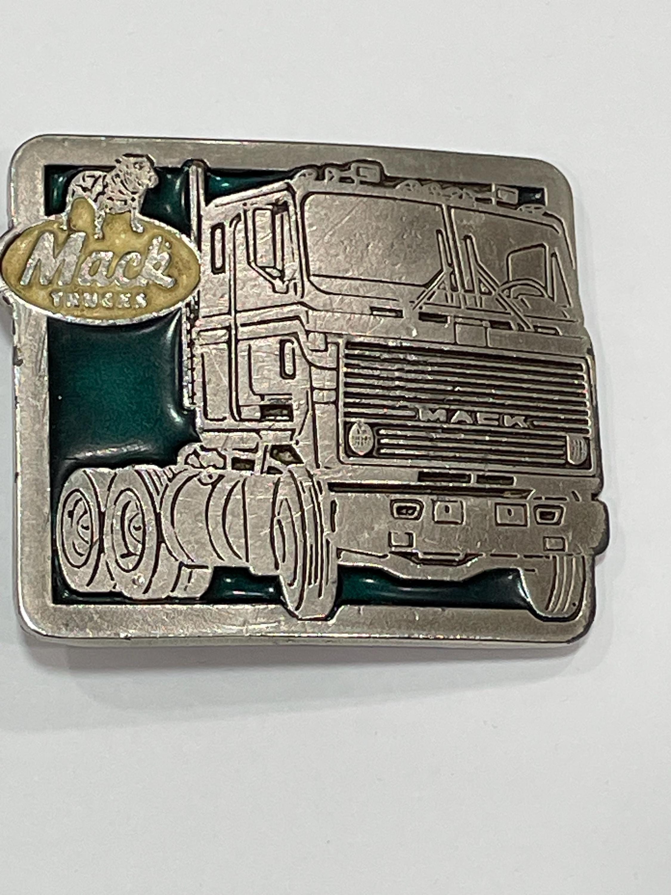 Mack Trucks 犬　バックル　ベルト　ヴィンテージ il_fullxfull.7348495984_ffyj.jpg