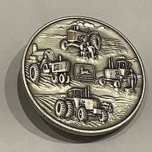 JOHN DEERE Tractors Bronze Silver Plated Belt Buckle 1982 Vintage Unique Rare